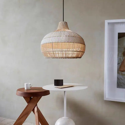 Suspension artisanale en osier japonais pour décoration intérieure — LZ4X9T2