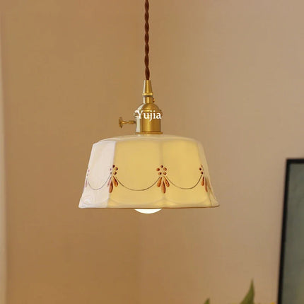 Suspension moderne en laiton et céramique pour intérieur élégant — LZ4X9J