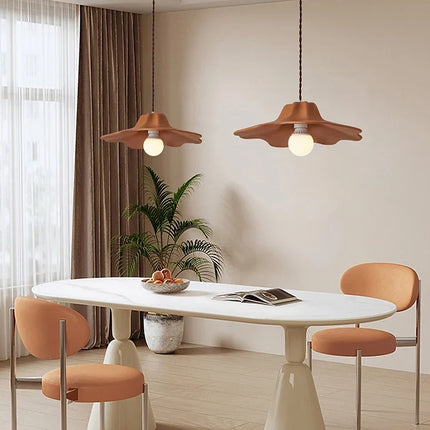 Suspension en résine au design moderne pour intérieur contemporain — LZ4X9J