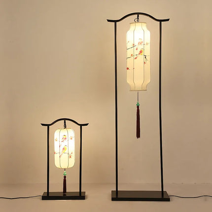 Lampadaire vertical rouge style chinois pour salon et chambre — LZ4X9P2