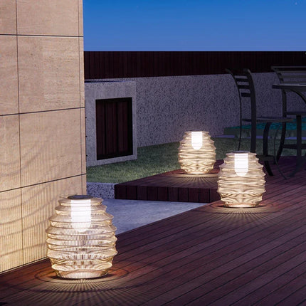 Lampadaire solaire étanche portable pour jardin et terrasse — LZ4X9B