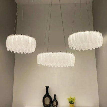 Lustre nordique en verre cristal et plumes décoratif d’intérieur — LZ4X9P2Q