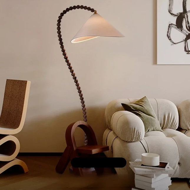 lampadaire minimaliste en bois style rétro pour décoration ambiante