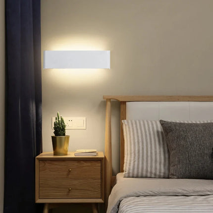 Lampe de chevet LED carrée en aluminium pour hôtel — LZ4X9T1