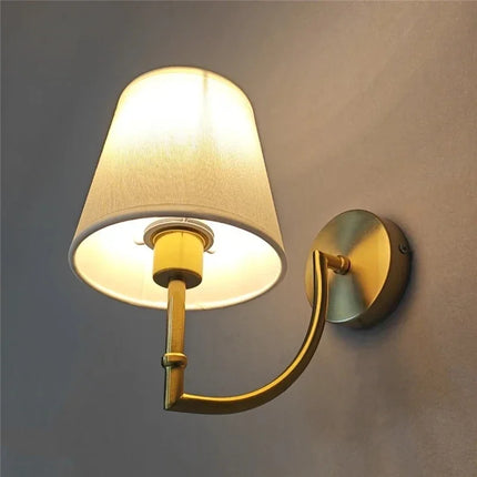 Applique murale nordique avec abat-jour en lin moderne — LZ4X9T