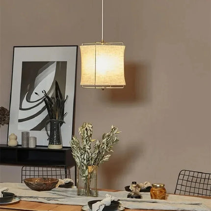 Suspension artisanale en coton et lin style wabi sabi pour hôtels et restaurants — LZ4X9T2