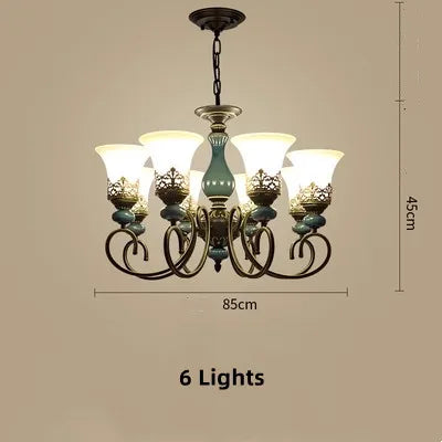 Lustre classique vintage en céramique et verre ancien — LZ4P9XQ