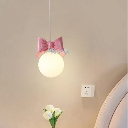Suspension de chevet avec nœud papillon pour petite chambre — LZ4X9T