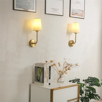 Applique murale nordique avec abat-jour en lin moderne — LZ4X9T