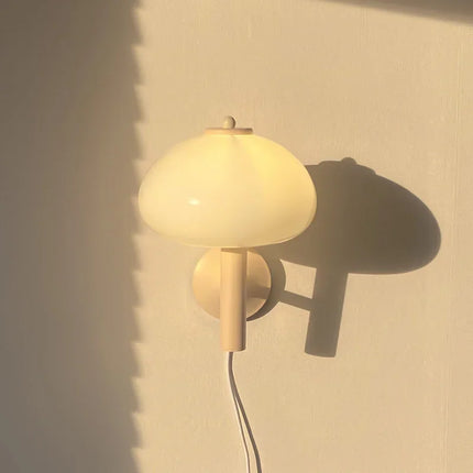 Applique murale en verre blanc avec interrupteur au design élégant — LZ4XJ9