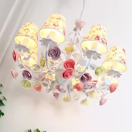Lustre romantique à fleurs lumineuses pour chambre d’enfant princesse — LZ4X9T2