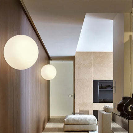 Plafonnier en verre au design moderne pour intérieur élégant — LZ4X9M2