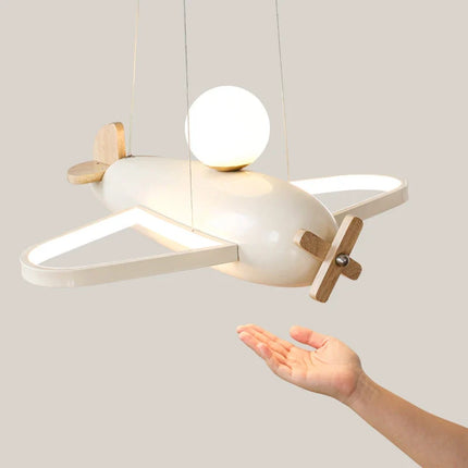 Lustre romantique élégant pour chambre d’enfant — LZ4X9Q2
