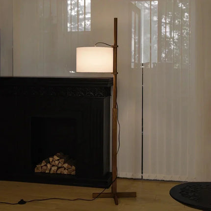 Lampadaire en bois massif avec abat-jour en tissu style nordique — LZ4X9P2