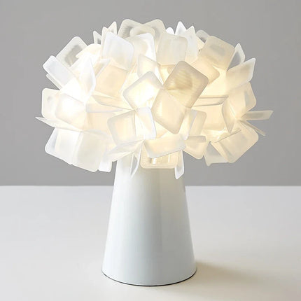 Lampe de bureau moderne Clizia en PVC forme fleur — LZ4X9T2
