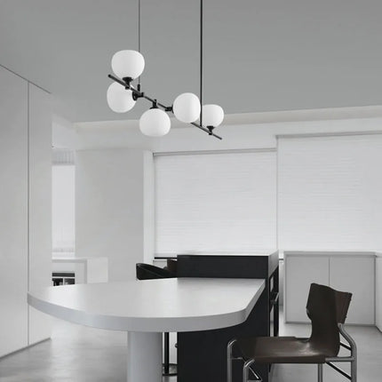 Lustre moderne en cuivre noir avec ampoule en verre blanc — LZ4X9P