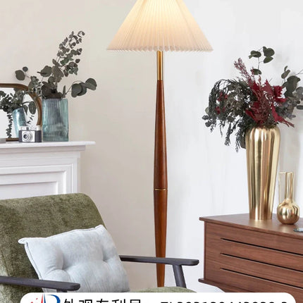 Lampadaire en bois de noyer avec abat-jour en tissu décoratif — LZ4X9M