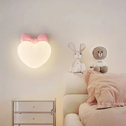 Applique murale LED en forme de cœur pour chambre enfant — LZ4QJ7M