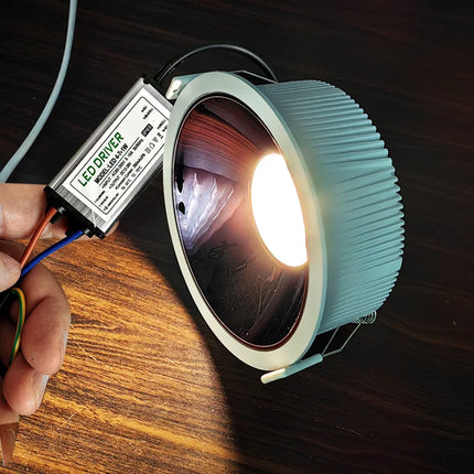 Spot LED étanche pour éclairage extérieur haute luminosité — LZ4X9P2