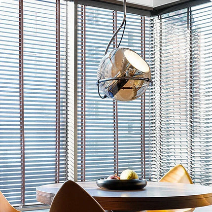Suspension en verre ambré au style nordique moderne — LZ4X9P2