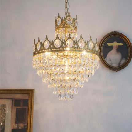 Lustre en cristal au design moderne pour intérieur haut de gamme — LZ4P9XQ