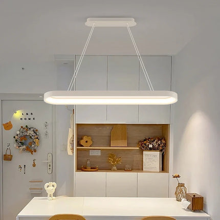Suspension LED design pour éclairage intérieur minimaliste — LZ4X9P2