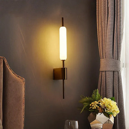 Applique murale LED dorée au design moderne décoratif — LZ4X9P2