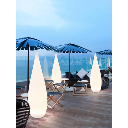Lampadaire solaire étanche pour jardin en forme de goutte d'eau — LZ4X9T2