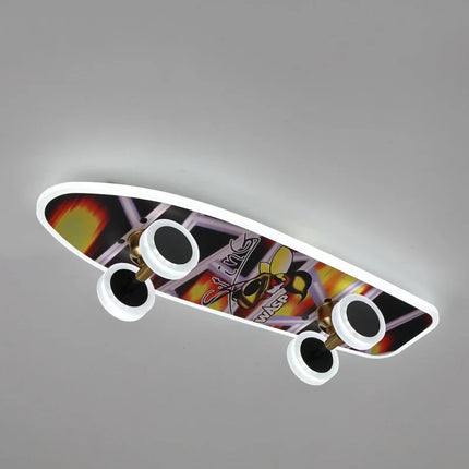 Plafonnier nordique créatif skateboard pour chambre d’enfant moderne — LZ3X9P