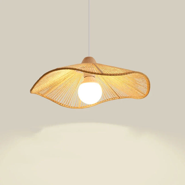 Lustre suspension Wabi-Sabi en corde de chanvre — LZ4X9QJ