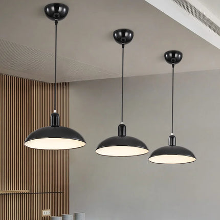 Lustre LED industriel minimaliste style Kaiser pour restaurant — LZ4X9P2