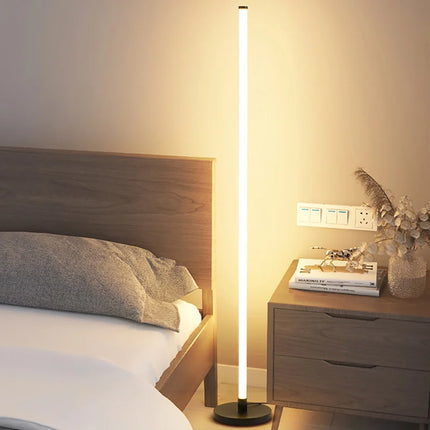 Lampadaire LED vertical moderne à bande lumineuse pour chambre et salon — LZ4X9P