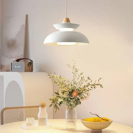 Suspension LED nordique en bois massif pour restaurant — LZ4X9T