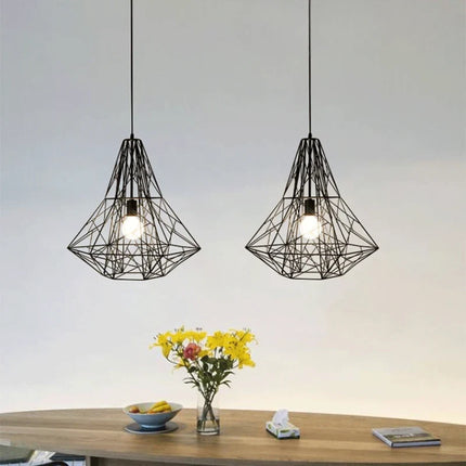 Suspension vintage en cage géométrique pour bar et restaurant — LZ4X9Q