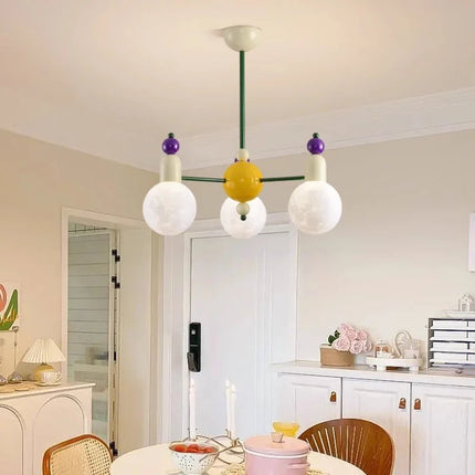 Lustre coloré et lumineux au design nordique pour chambre d'enfants — LZ7XQ2