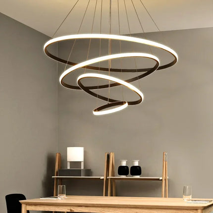 Lustre moderne rond à trois cercles design élégant — LZ4X9P2Q