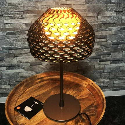 Lampe de bureau design italien moderne pour intérieur raffiné — LZ4X9Q2