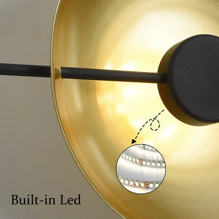Applique murale LED dorée au design nordique moderne et élégant — LZ4X9T2