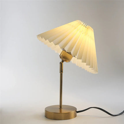 Lampadaire rétro avec abat-jour plissé pour éclairage décoratif — LZ4T9X