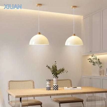 Suspension LED nordique en bois massif pour restaurant — LZ4X9T
