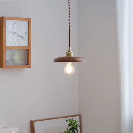 Suspension LED en bois et laiton au design nordique moderne — LZ4X9P2