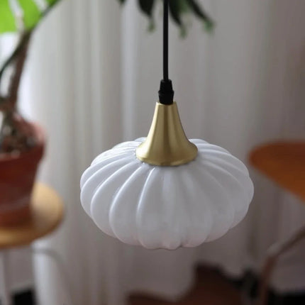 Suspension en verre au design japonais et scandinave pour intérieur élégant — LZ4X9P2N