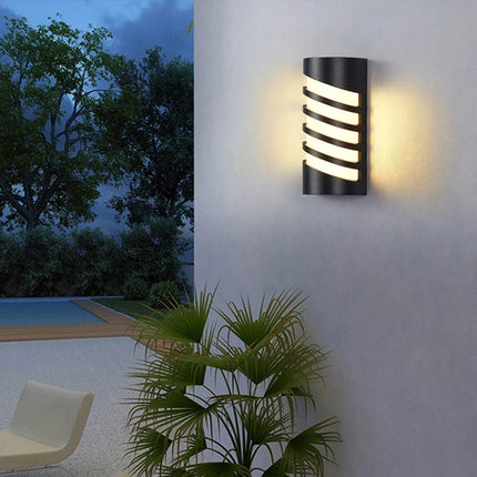 Applique murale LED résistante à l'humidité pour extérieur rural — LZ4XJ9
