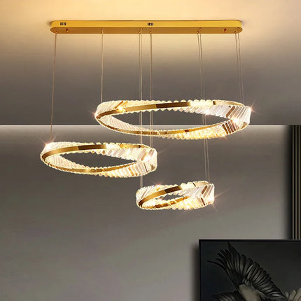 Suspension LED dorée avec cristal au design moderne et élégant — LZ4X9M