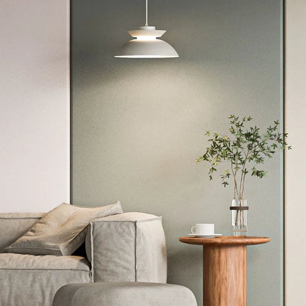 Suspension design danois moderne style wabi-sabi pour intérieur contemporain — LZ4X9T2