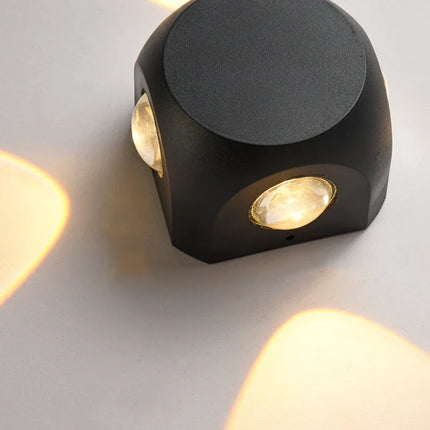 Applique murale LED hémisphérique quatre faces pour extérieur et balcon — LZ4X9QJ