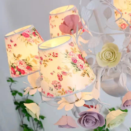 Lustre romantique à fleurs lumineuses pour chambre d’enfant princesse — LZ4X9T2