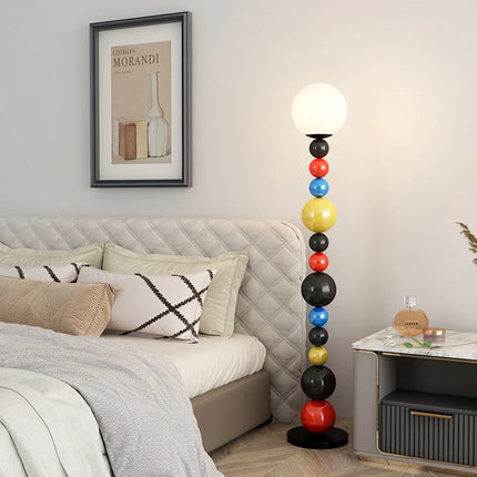 Lampadaire moderne avec perles colorées et abat-jour en verre — LZ4X9T