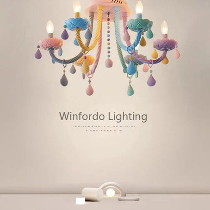 Plafonnier moderne avec douilles lumineuses pour chambre d’enfants — LZ4X9M