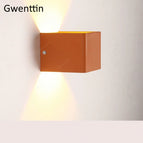 Orange / Blanc chaud (2700-3500K)